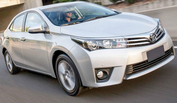 Đánh giá có nên mua Toyota Corolla Altis 2016 cũ không?