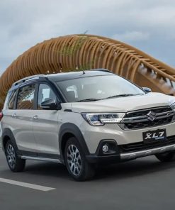 Alternative view of SUZUKI XL7 HYBRID