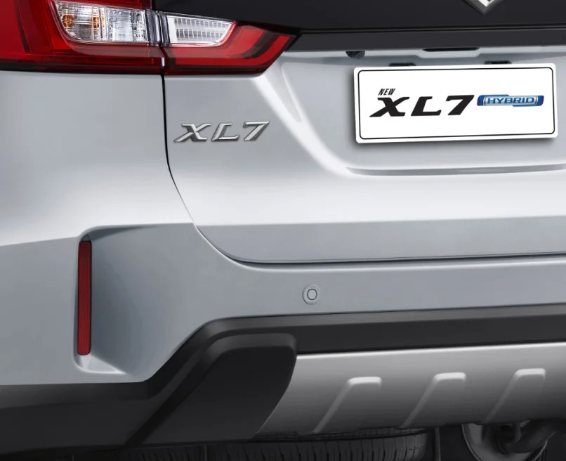SUZUKI XL7 HYBRID 38 exterior 10
