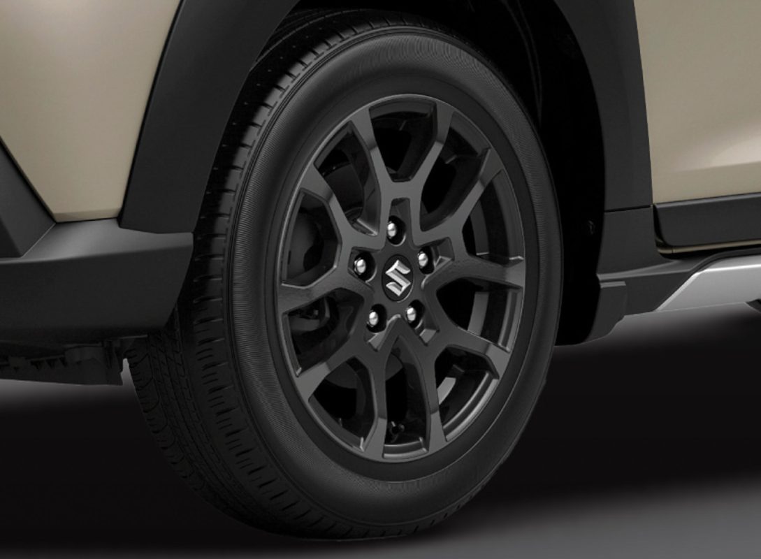 SUZUKI XL7 HYBRID 22 ngoai that suzuki XL7 hybrid 2